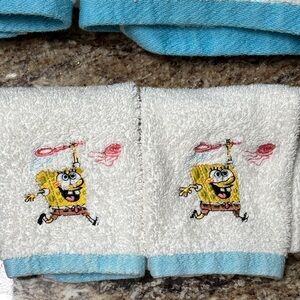 SpongeBob Squarepants White Terry 6- piece Bath Set with Blue and Yellow Accents